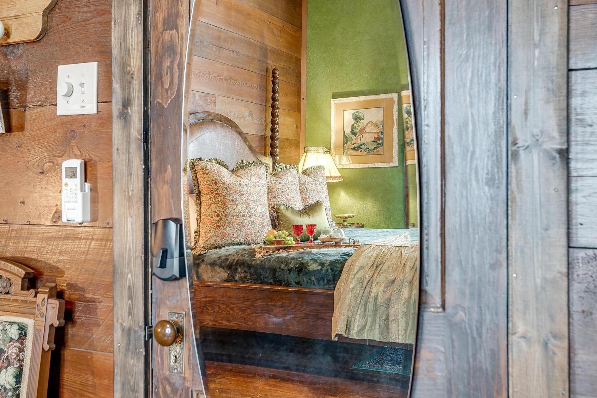 The Gallery House Boutique Hotel Stephenville Ngoại thất bức ảnh